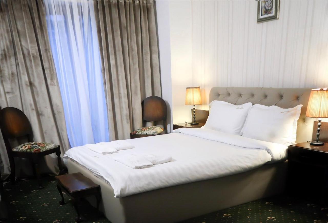 Hotel Art Montana Predeal Eksteriør bilde